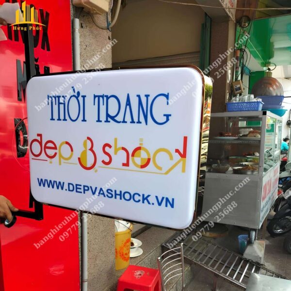 biển vẫy shop quần áo