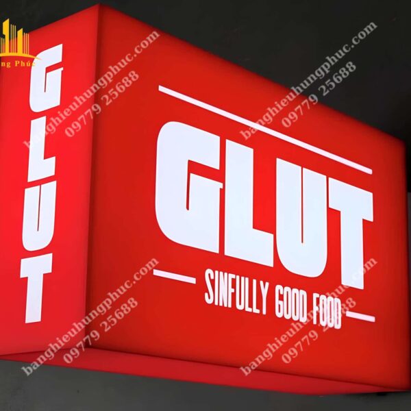 biển vẫy shop quần áo