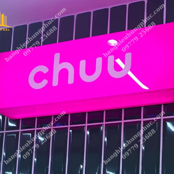 biển vẫy shop quần áo