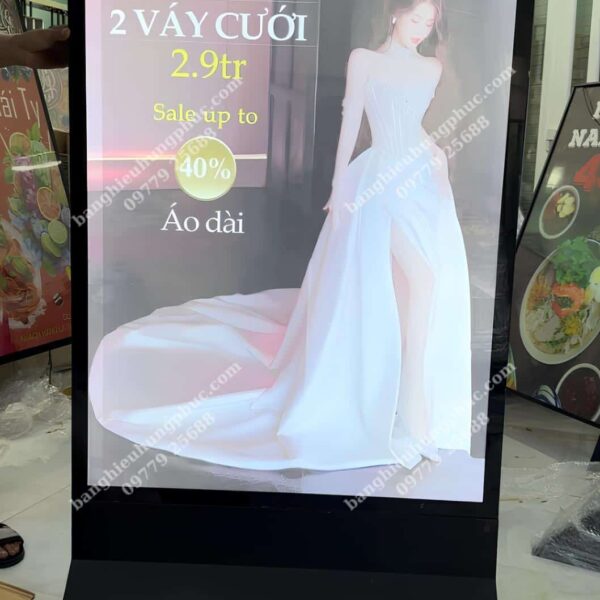 biển vẫy shop quần áo