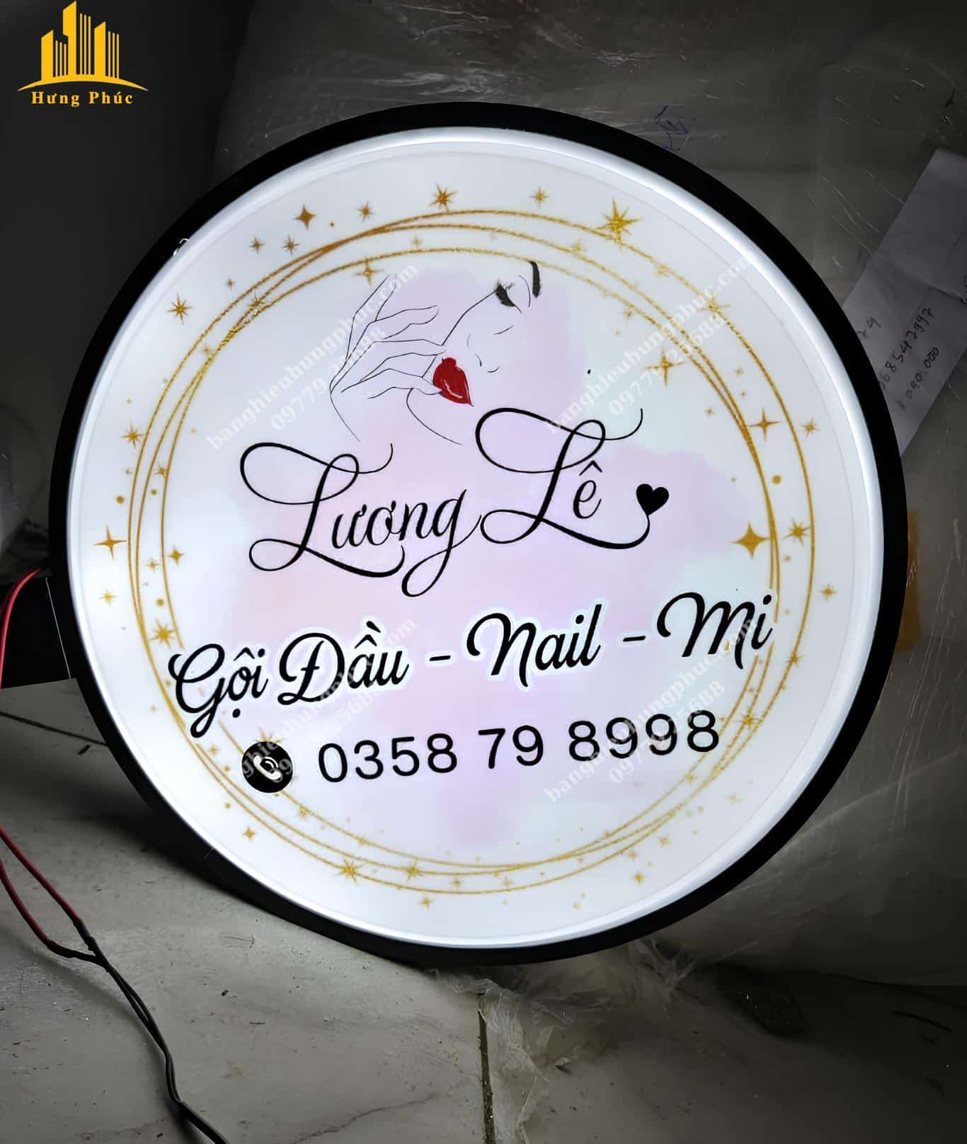 biển vẫy quảng cáo spa