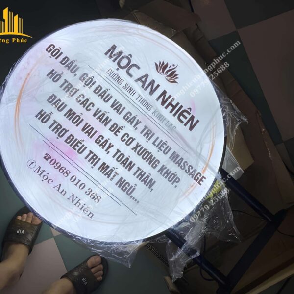 biển vẫy quảng cáo spa