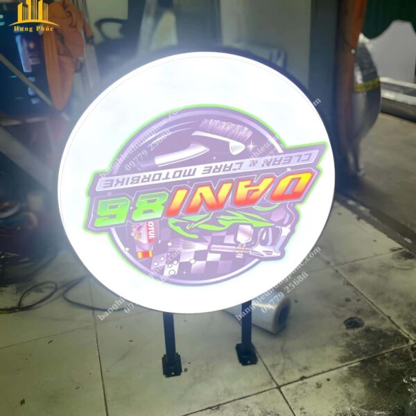 biển vẫy sửa xe máy