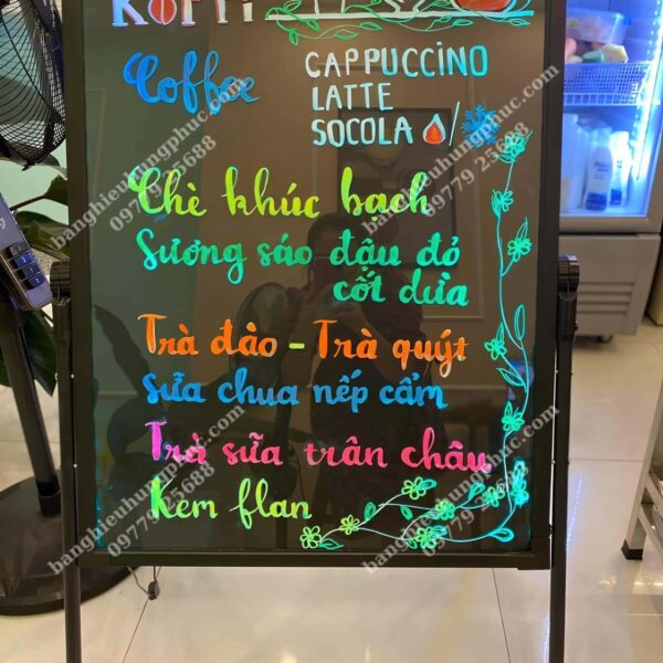 biển vẫy quán trà sữa