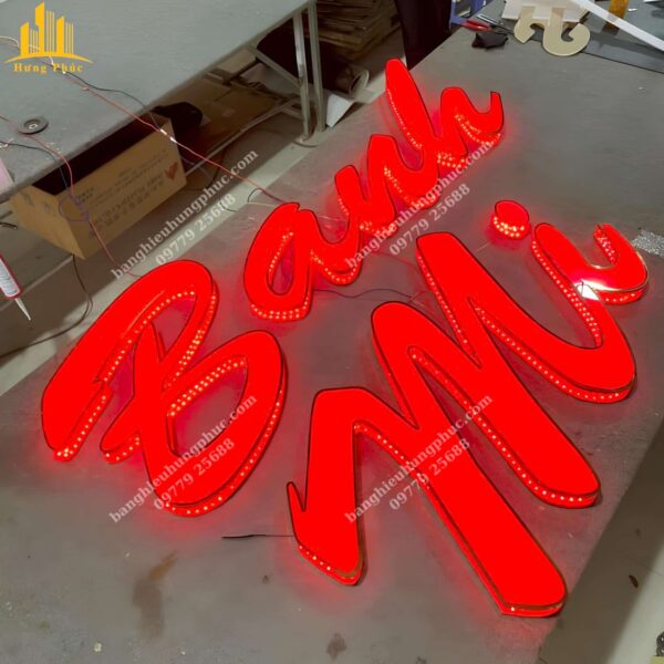 chữ nổi mica đèn led