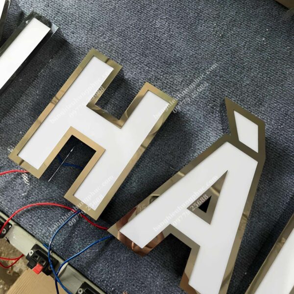 bảng hiệu chữ nổi đèn led