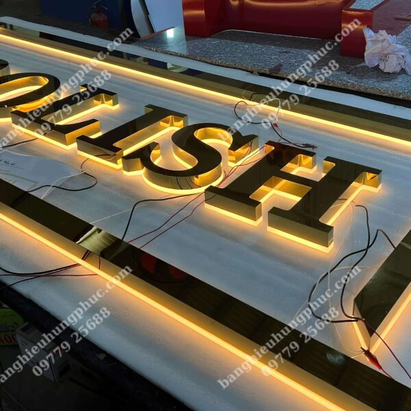 biển quảng cáo chữ nổi đèn led