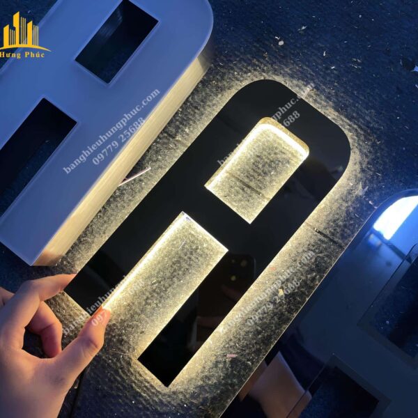 biển quảng cáo chữ nổi đèn led