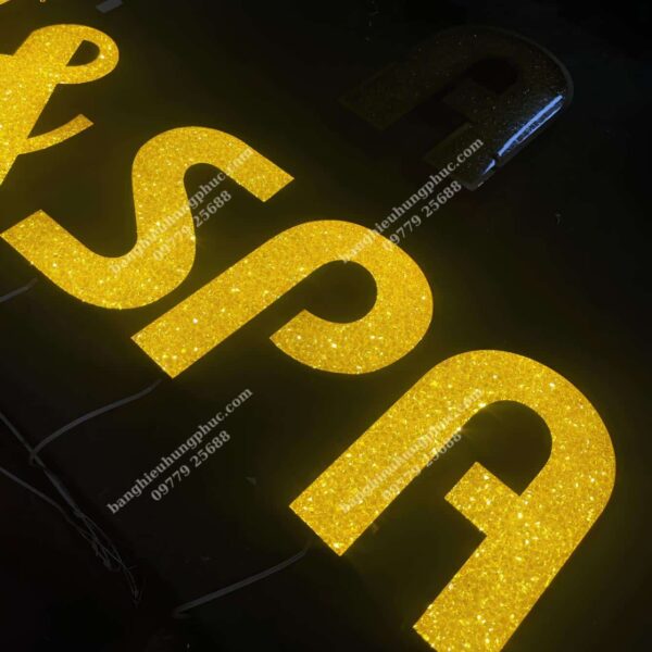 bảng hiệu chữ nổi mica led