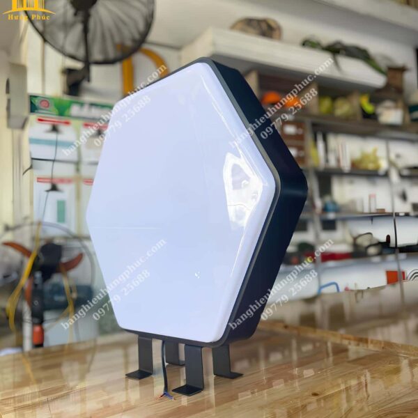 hộp đèn mica hút nổi