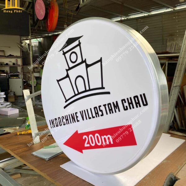 hộp đèn hút nổi