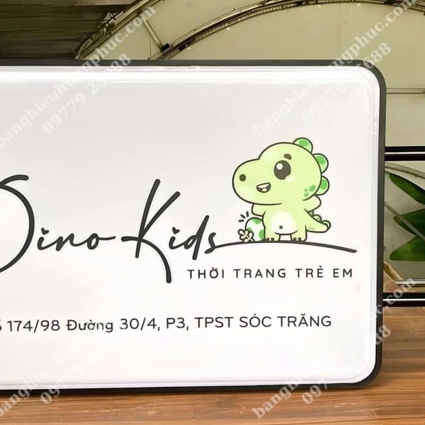 hộp đèn chữ nhật