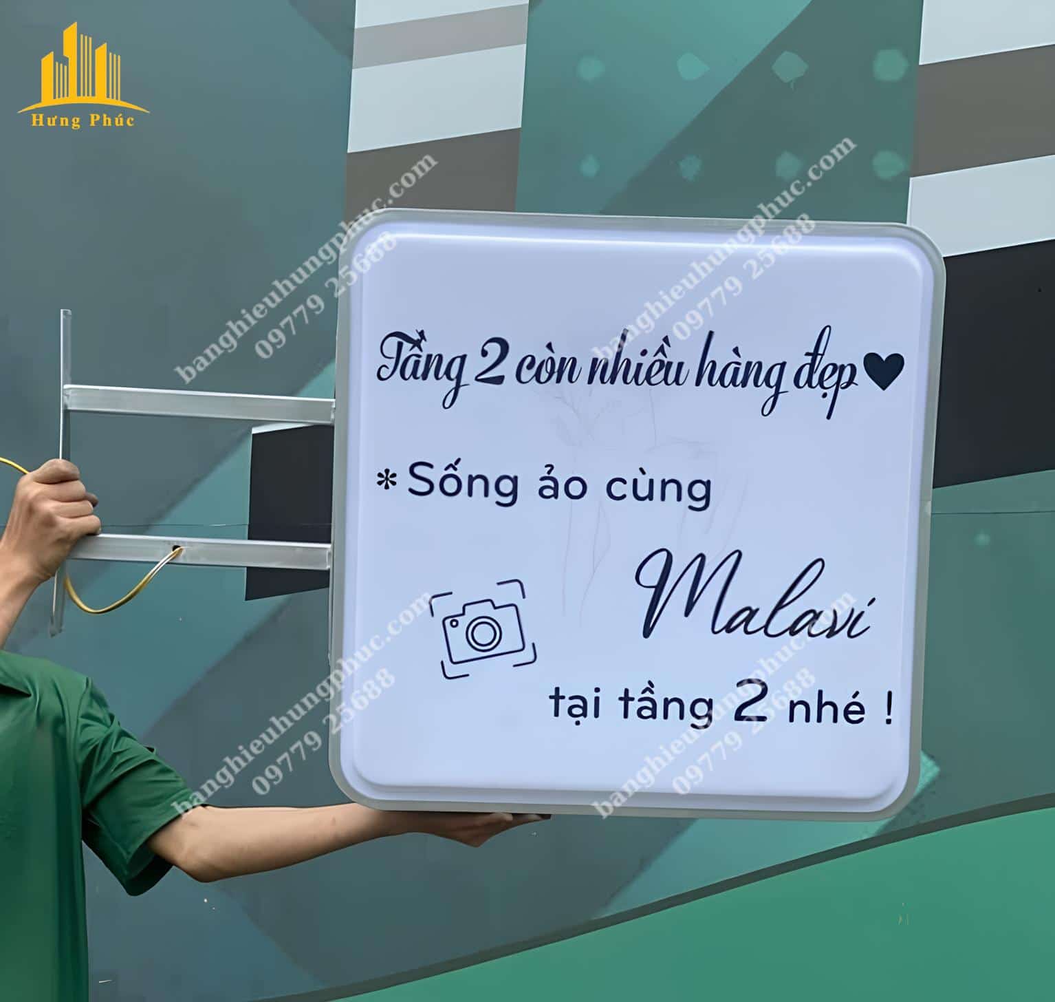 Hộp đèn hút nổi vuông Hộp đèn hút nổi vuông