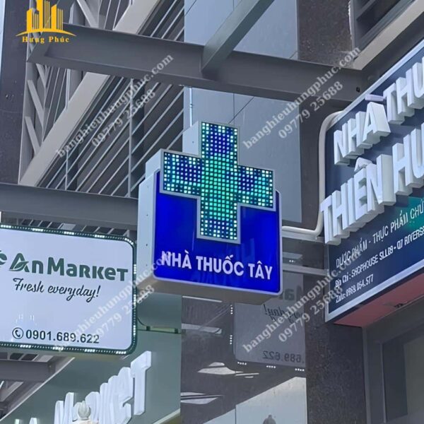 hộp đèn nhà thuốc