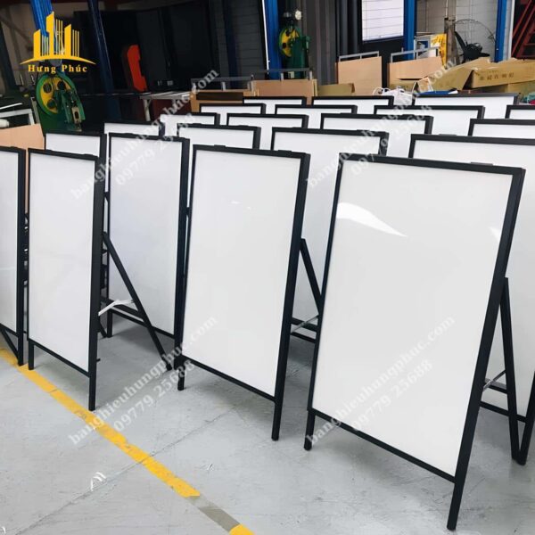 bảng hộp đèn nhà thuốc