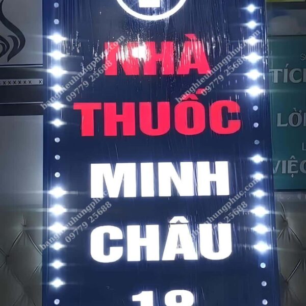 hộp đèn quầy thuốc tây