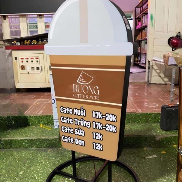bảng hiệu hộp đèn quán cafe