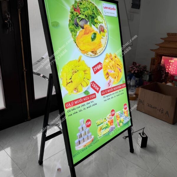 làm bảng hiệu hộp đèn