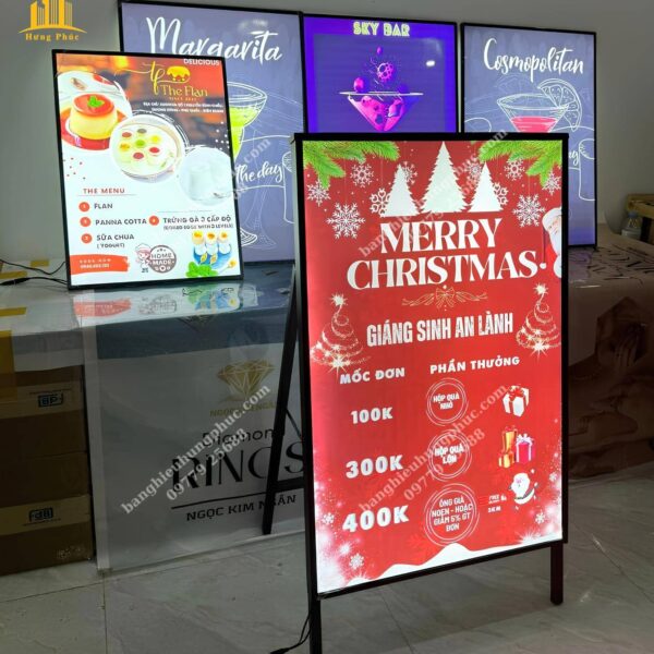 hộp đèn quảng cáo