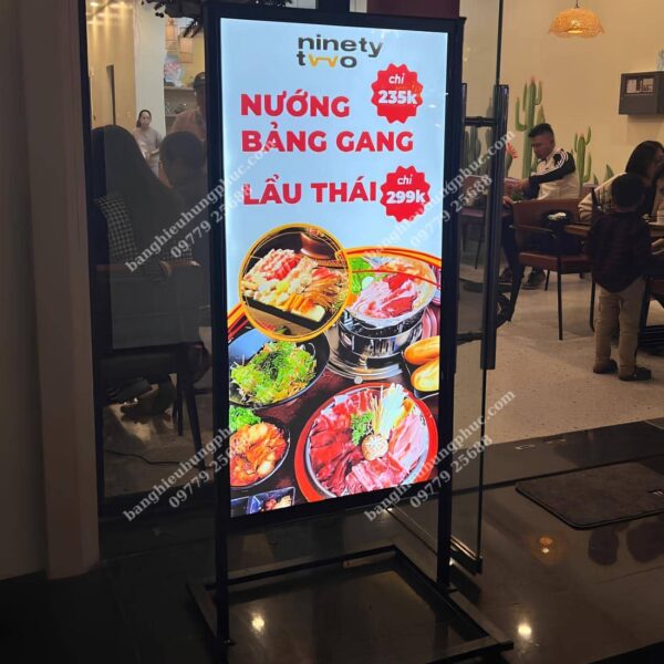 bảng hiệu hộp đèn