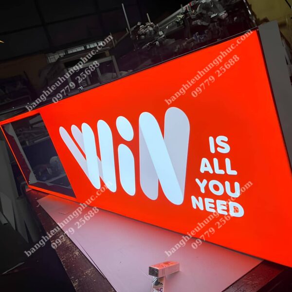 làm bảng hiệu hộp đèn