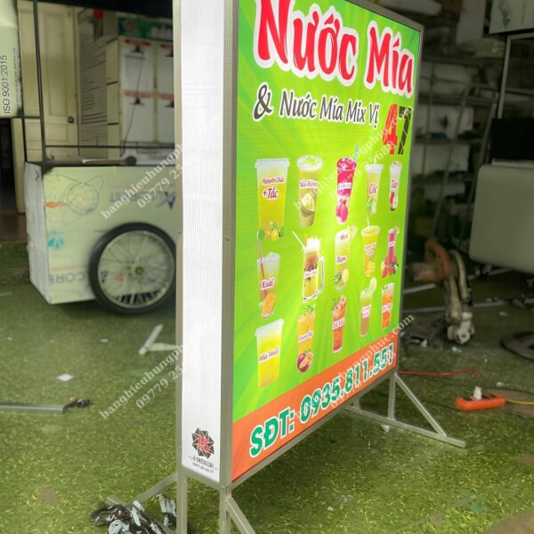 bảng hiệu hộp đèn