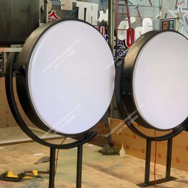 bảng hiệu hộp đèn trà sữa