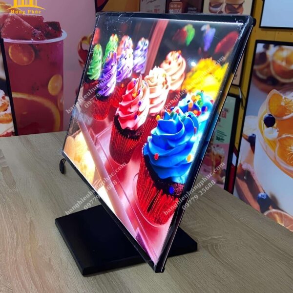 hộp đèn trà sữa