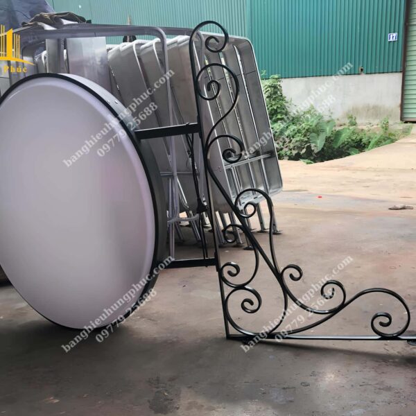 hộp đèn tròn hút nổi