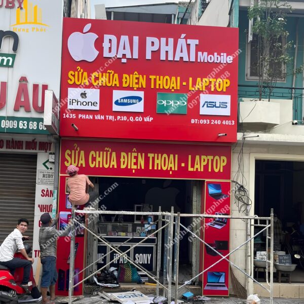 Bàn giao cửa hàng điện thoại