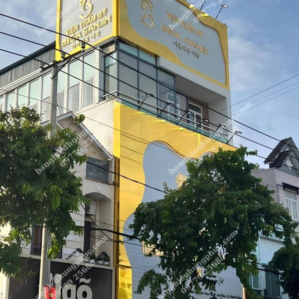 Thi công bảng hiệu quảng cáo tại TPHCM