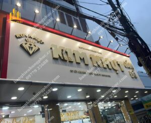 thi công bảng hiệu