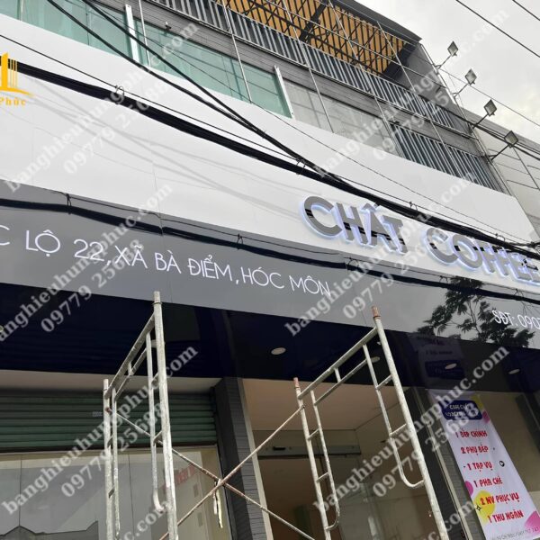 thi công bảng hiệu