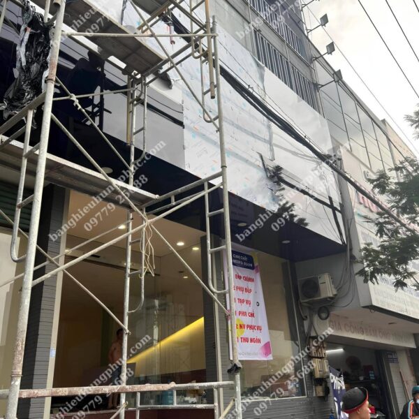 thi công bảng hiệu